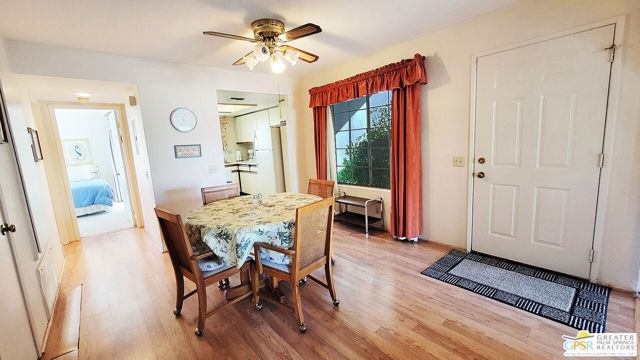 2700 E Mesquite Avenue, Palm Springs CA: https://media.crmls.org/mediaz/46e4e07e-2111-4153-9097-a134e1de79d8.jpg