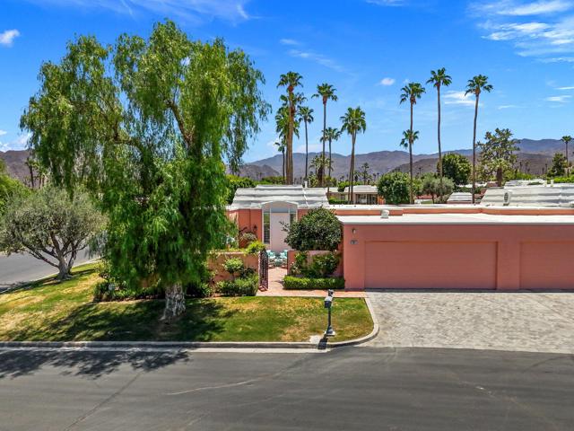 Image 3 of 37 For 73571 El Hasson Circle