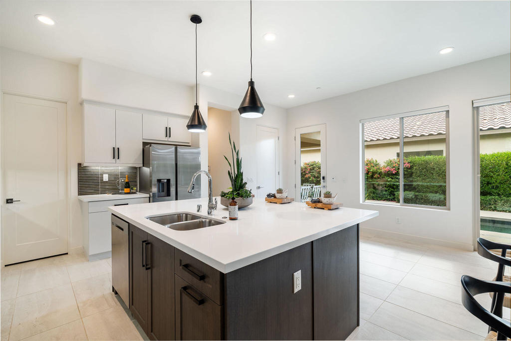 MLS #219136395DA image #12