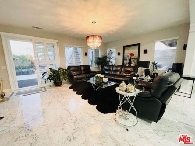 16214 Highgate Drive, Riverside CA: https://media.crmls.org/mediaz/46e728c3-bb8c-4bd2-b15a-0636dd2a7302.jpg
