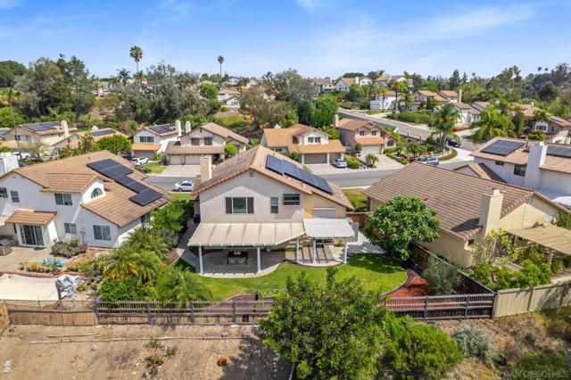 11479 Grassy Trail Dr, San Diego CA: https://media.crmls.org/mediaz/46e72a45-8abb-44e0-a79b-cf2bcc5dc820.jpg