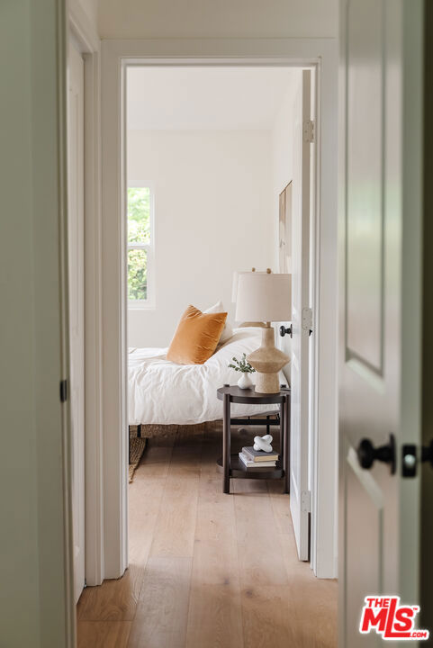 3501 Hillcrest Drive, Los Angeles CA: https://media.crmls.org/mediaz/46e7fcc4-a248-4c95-be36-40f2fe797dc5.jpg