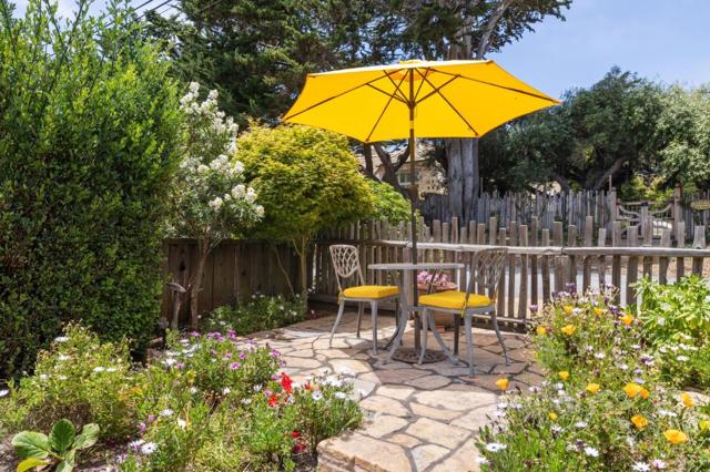 26231 Isabella Avenue, Carmel CA: https://media.crmls.org/mediaz/46e814fe-7158-4e93-89db-e4a5808f33a6.jpg