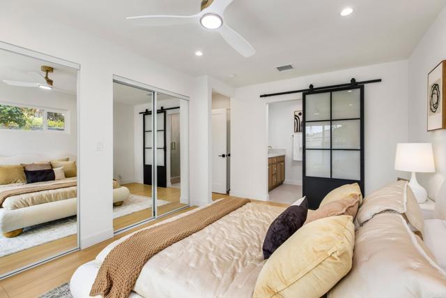 Detail Gallery Image 17 of 28 For 14362 Collins St, Sherman Oaks,  CA 91401 - 3 Beds | 2 Baths