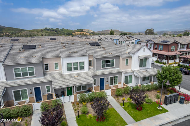 212 Red Brick Drive, Simi Valley CA: https://media.crmls.org/mediaz/46ec1e04-289d-4d5c-a62f-9c9e3f181f75.jpg