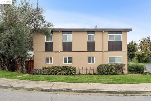 Image 47 of 59 For 633 Key Blvd