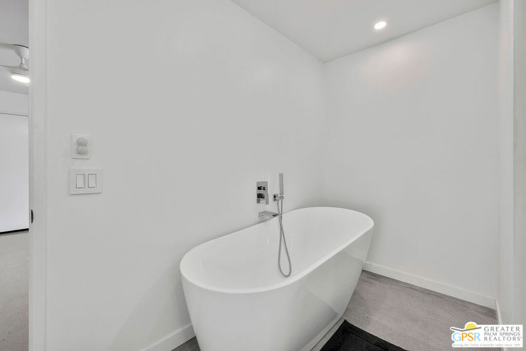 MLS #25596165PS image #17