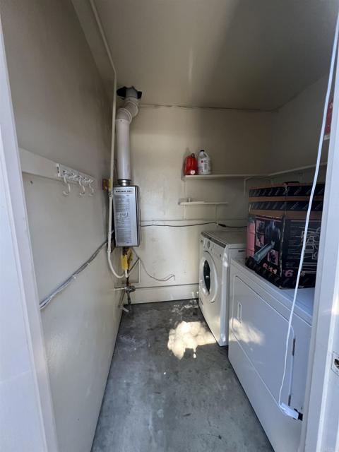 Detail Gallery Image 12 of 16 For 4241 Loma Riviera Ln, San Diego,  CA 92110 - 3 Beds | 2 Baths