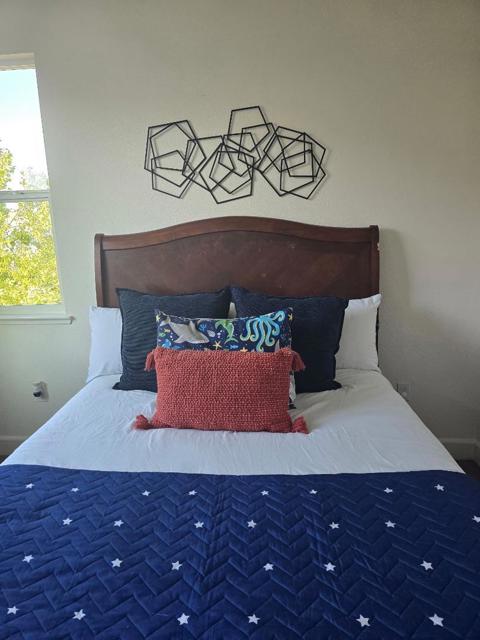 1768 Lee Way, Milpitas CA: https://media.crmls.org/mediaz/46ee71e2-752a-4ecb-9b8a-f3739ad02a48.jpg