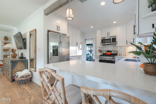 Detail Gallery Image 12 of 31 For 2140 Graydon Ave, Monrovia,  CA 91016 - 3 Beds | 2 Baths