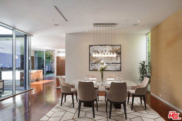 521 Marine Street photo 4