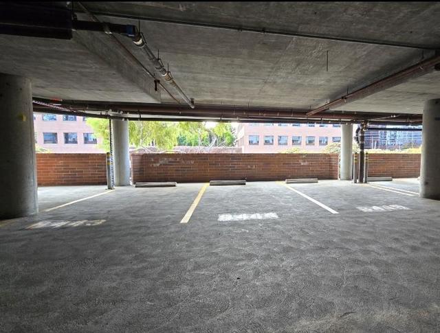 6400 Christie Avenue, Emeryville CA: https://media.crmls.org/mediaz/46f26613-3b2e-4ef2-821b-e1500a93471d.jpg