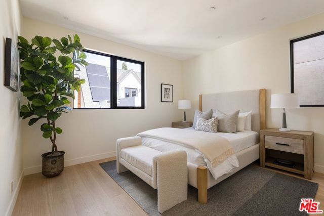 925 Hilldale Avenue, West Hollywood CA: https://media.crmls.org/mediaz/46f3e0f7-01ac-4e12-bd8b-c3b61aaa919a.jpg