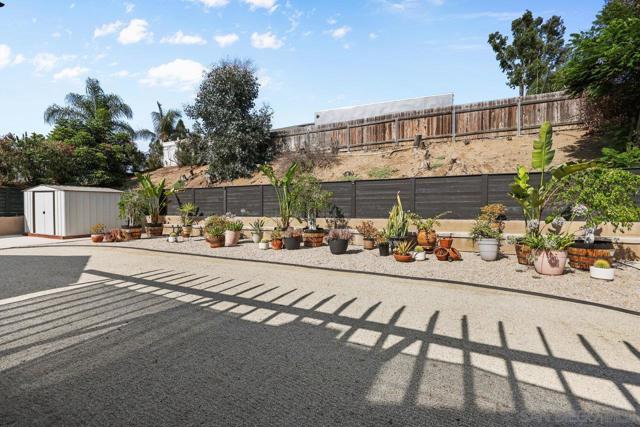 9335 Telkaif St, Lakeside CA: https://media.crmls.org/mediaz/46f484b1-f410-4c3e-99b7-f10207ab2dba.jpg