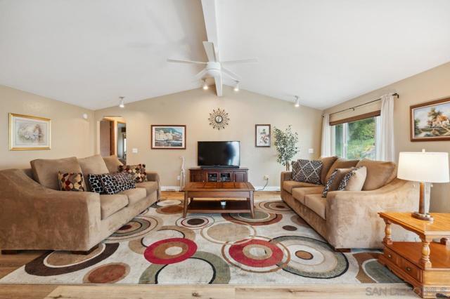 1831 Nova Gln, Escondido CA: https://media.crmls.org/mediaz/46f618e4-5452-45ae-9ec3-618e60bdc6d2.jpg
