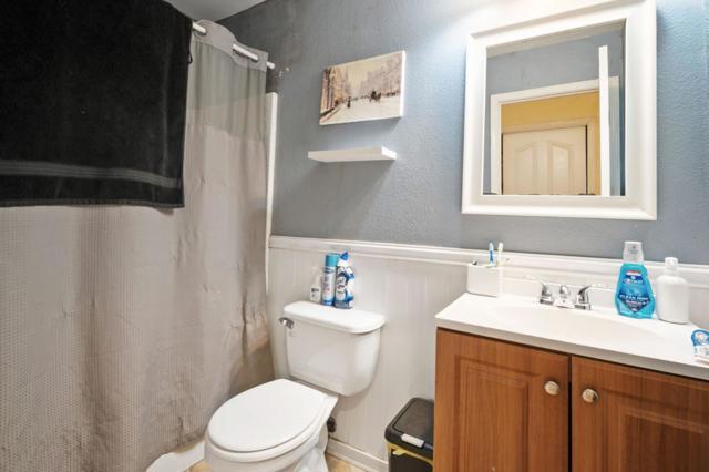 1261 South Street, Hollister CA: https://media.crmls.org/mediaz/46f673d9-7ff9-48ce-8004-4bf48f3cc52e.jpg