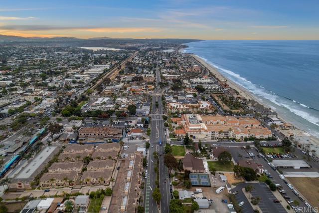 2778 Carlsbad Boulevard, Carlsbad CA: https://media.crmls.org/mediaz/46f6dcdf-2a25-4fd6-8c65-7c57aee48dfd.jpg
