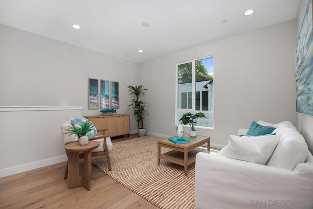 559 N Vulcan Ave, Encinitas CA: https://media.crmls.org/mediaz/46f6ed43-d159-4fbb-b0b7-f1b301bc0a11.jpg