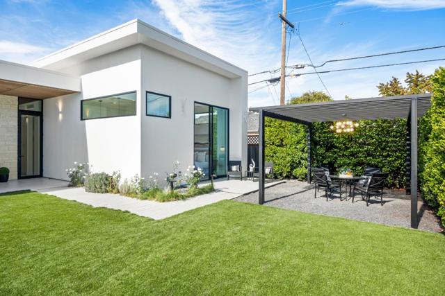 1089 Audrey Avenue, Campbell CA: https://media.crmls.org/mediaz/46f70239-8582-4f37-8b31-f60e6ab2a529.jpg