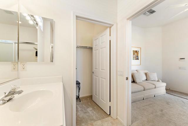 78325 Cloveridge Way, Palm Desert CA: https://media.crmls.org/mediaz/46f70c8c-70f0-409d-95f2-d077df97d5ae.jpg