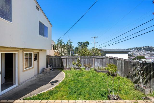 139 Santa Paula Drive, Daly City CA: https://media.crmls.org/mediaz/46f79c50-02b2-49e6-b8f9-8a73660b2444.jpg