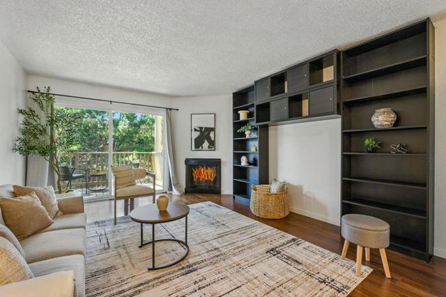 381 Half Moon Lane, Daly City CA: https://media.crmls.org/mediaz/46f7f394-75a7-4fad-82f4-8167157e287f.jpg