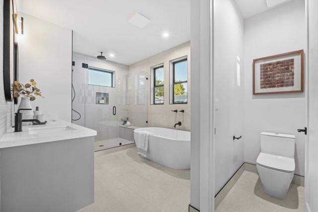 763 Cuesta Drive, Mountain View CA: https://media.crmls.org/mediaz/46f87bcd-0079-44b4-88af-a535c1f42949.jpg