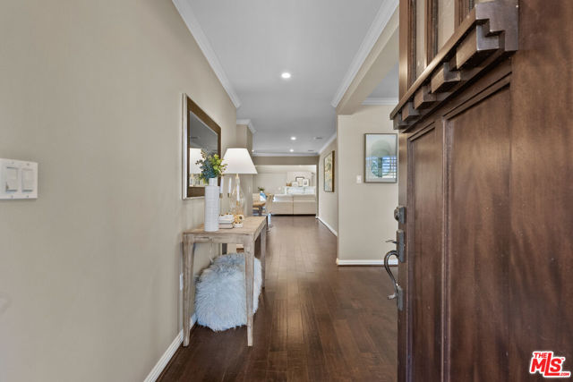 16742 MCCORMICK Street photo 4