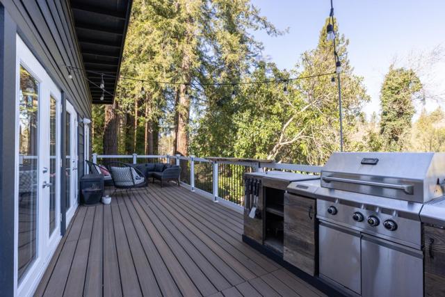 5914 Channel Drive, Santa Rosa CA: https://media.crmls.org/mediaz/46f8e0ac-f0a9-446c-9700-8f862ac1fd12.jpg