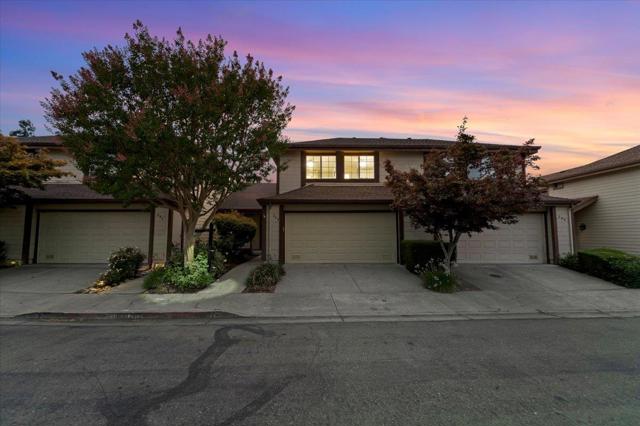 244 Rachael Place, Pleasanton CA: https://media.crmls.org/mediaz/46f8fb44-d9fa-436d-a8ff-97ffcd859bc5.jpg