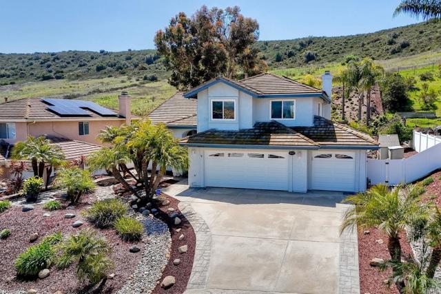 Detail Gallery Image 1 of 1 For 8513 Mesa Heights Rd, Santee,  CA 92071 - 4 Beds | 3 Baths