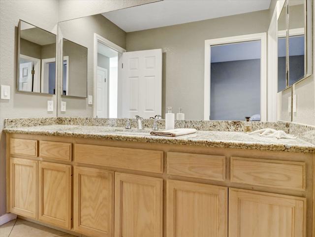 8567 Clubhouse Boulevard, Desert Hot Springs CA: https://media.crmls.org/mediaz/46fa3389-ddcc-4a01-88de-44ea3523b448.jpg