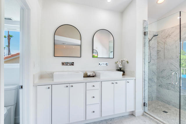 403 Cypress Point Drive, Palm Desert CA: https://media.crmls.org/mediaz/46fa7590-5989-41e4-bc20-1076db36de25.jpg