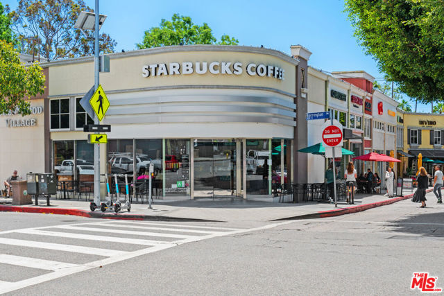11670 W Sunset Boulevard, Los Angeles CA: https://media.crmls.org/mediaz/46fce91a-0bf6-4fcb-8475-f746192312af.jpg