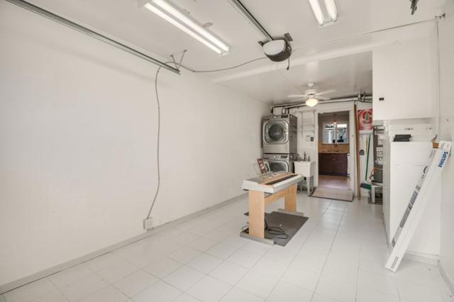14011403 Cary Avenue, San Mateo CA: https://media.crmls.org/mediaz/46fced8b-27eb-4e61-8ae5-ea2559386597.jpg