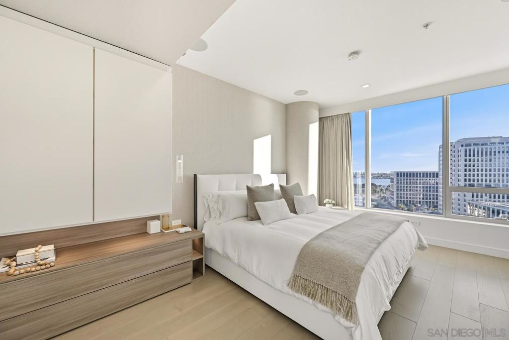 MLS #250040924SD image #31