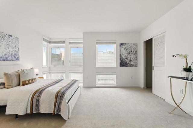 3208 Pierce Street, San Francisco CA: https://media.crmls.org/mediaz/46fea714-623f-437c-9eef-203c28492aef.jpg