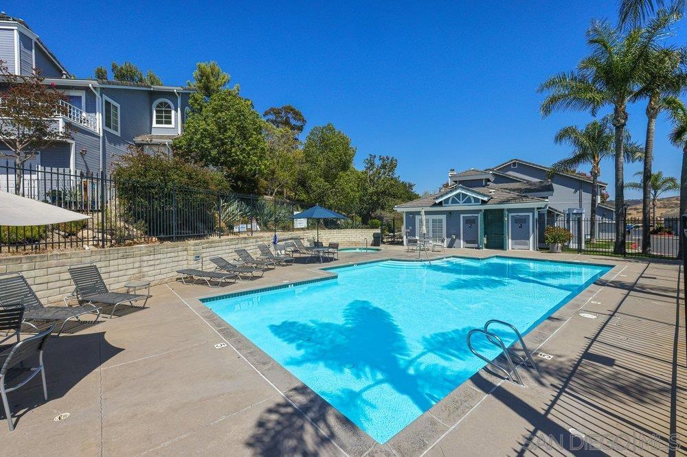 12805 Carriage Rd - photo 19