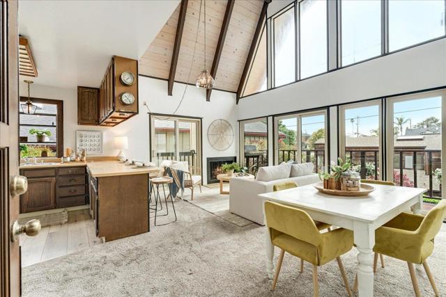 208 Brook Avenue, Santa Cruz CA: https://media.crmls.org/mediaz/46ff2b44-fbcd-4fb2-a13e-0c1e9fcf84a7.jpg