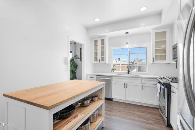 Detail Gallery Image 16 of 30 For 227 S Madison Ave #206,  Pasadena,  CA 91101 - 2 Beds | 2 Baths