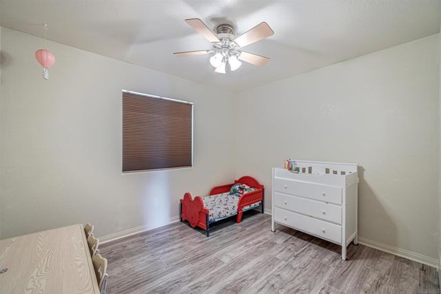 21540 Ives Dr, California City CA: https://media.crmls.org/mediaz/47005a57-ba24-4891-b325-dfd41978db87.jpg