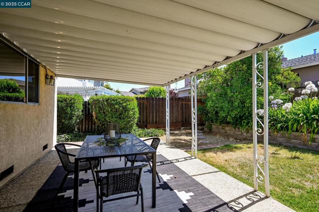5040 Murchio Dr, Concord CA: https://media.crmls.org/mediaz/47011aac-15a8-469e-8f6a-07091130e4d7.jpg