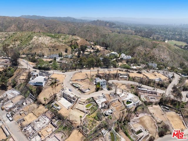 Drew Fenton | 1349 Berea Place Pacific Palisades CA | MLS: 7183347