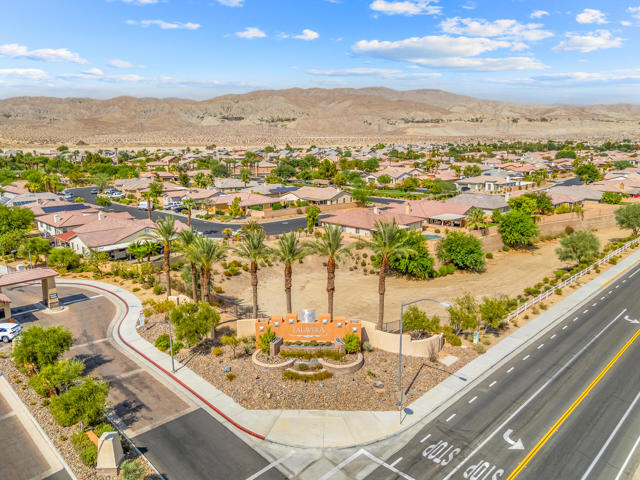 80619 Stortford Avenue, Indio CA: https://media.crmls.org/mediaz/4702d6cd-e551-4687-8d51-0559ec0b99f5.jpg