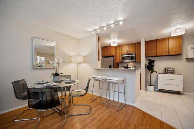 359 Half Moon Lane, Daly City CA: https://media.crmls.org/mediaz/470527d3-ec4f-4fdf-9b28-1091e3c406e6.jpg