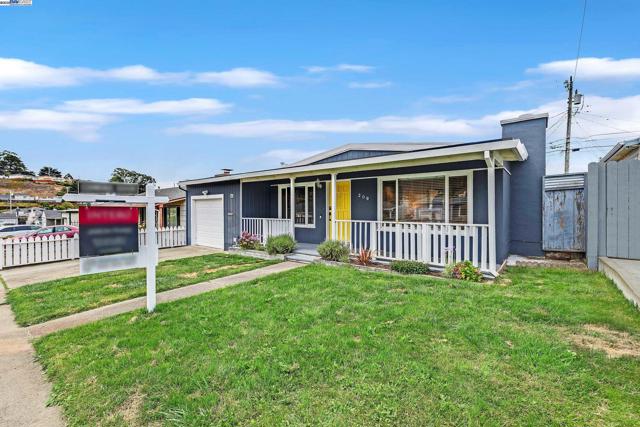 209 Mansfield Dr, South San Francisco CA: https://media.crmls.org/mediaz/470559b4-3cb6-4ec5-a60c-50229a2b8a14.jpg