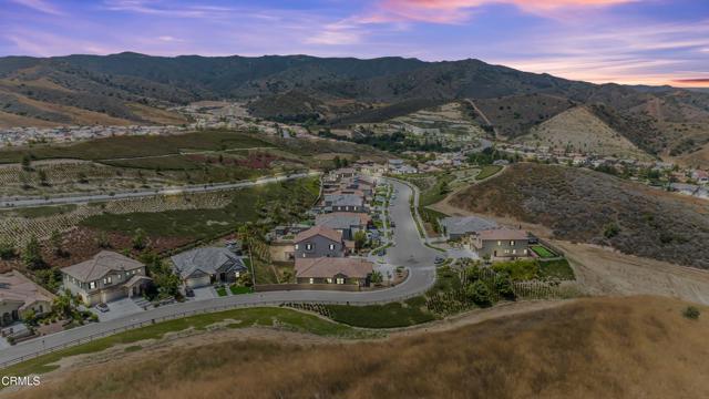566 Purple Sage Lane, Simi Valley CA: https://media.crmls.org/mediaz/47058c2f-2bf8-44d4-b5e9-95bcac4c6244.jpg