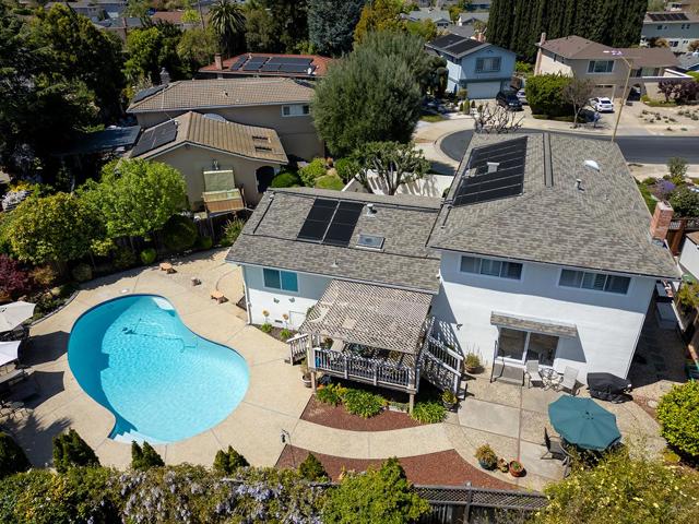 6128 Corte De La Reina, San Jose CA: https://media.crmls.org/mediaz/47071a69-20e0-4ead-b7e7-2076bec5e2f2.jpg