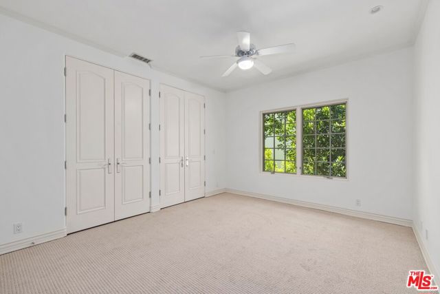 16718 Via Pacifica, Pacific Palisades CA: https://media.crmls.org/mediaz/47071efd-0134-4990-980e-1dd75cba7425.jpg