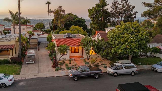 1430 Golden Gate Drive, San Diego CA: https://media.crmls.org/mediaz/47074792-24ee-4081-9c4e-355d1330de0e.jpg